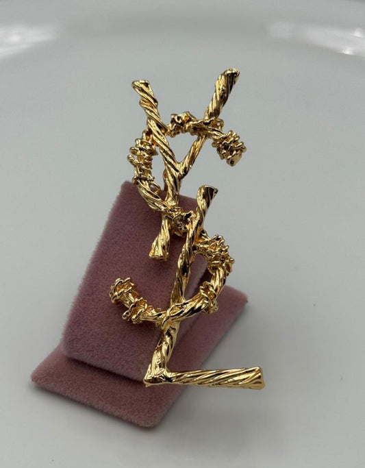 Broches Y granulé